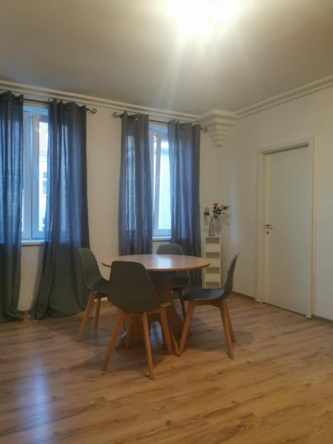 Appartamento Beautiful, Spacious And Cheap Vienna Esterno foto